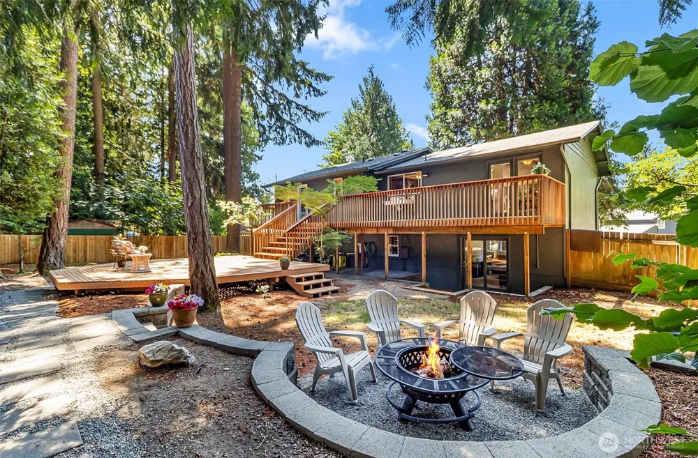 10716 127th Avenue NE Kirkland, WA 98033