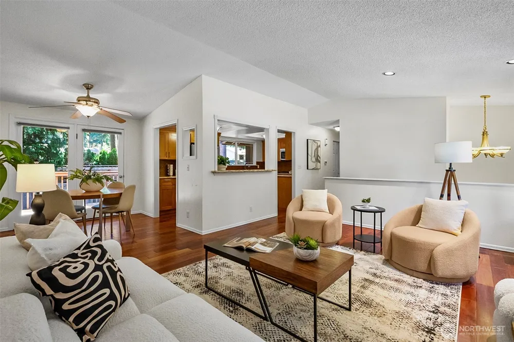 10716 127th Avenue NE Kirkland, WA 98033