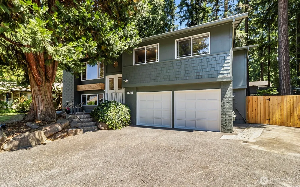 10716 127th Avenue NE Kirkland, WA 98033