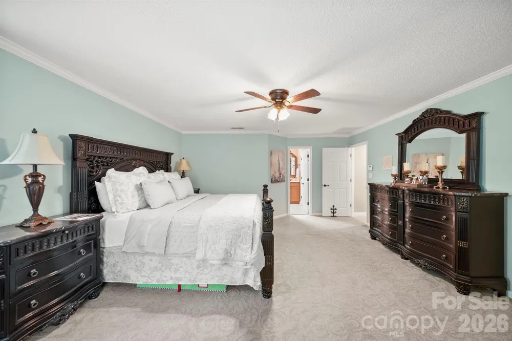 200 Keyhole Court Cramerton, NC 28032