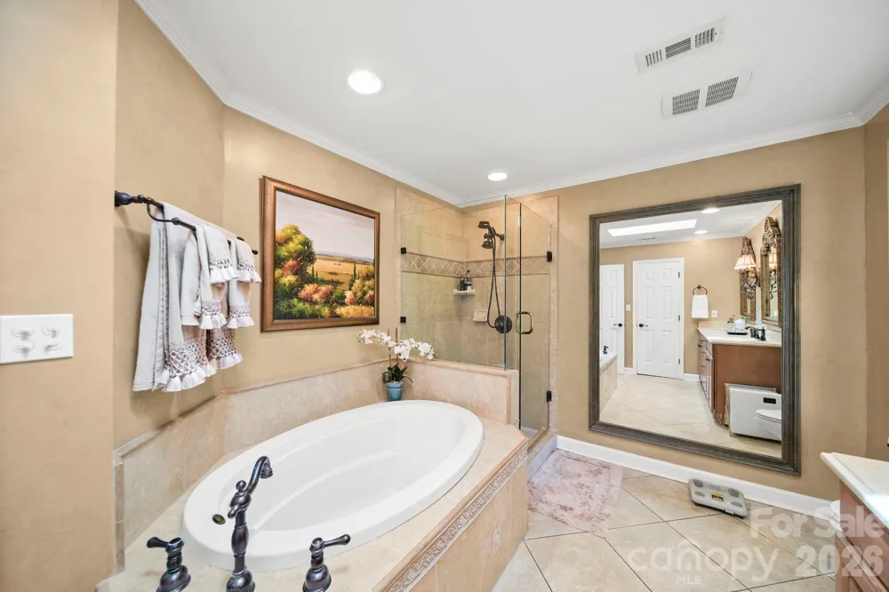 200 Keyhole Court Cramerton, NC 28032