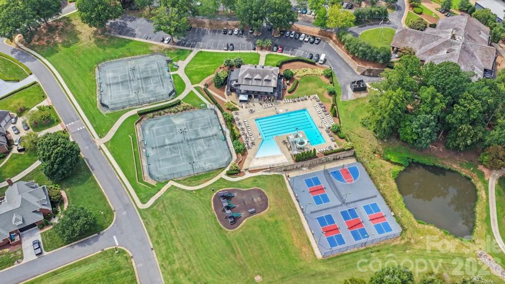 200 Keyhole Court Cramerton, NC 28032