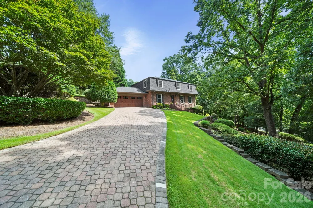 200 Keyhole Court Cramerton, NC 28032