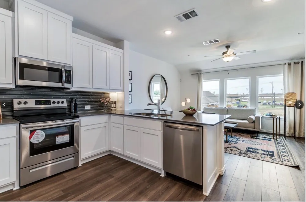 5114 Heritage Street Haltom City, TX 76117