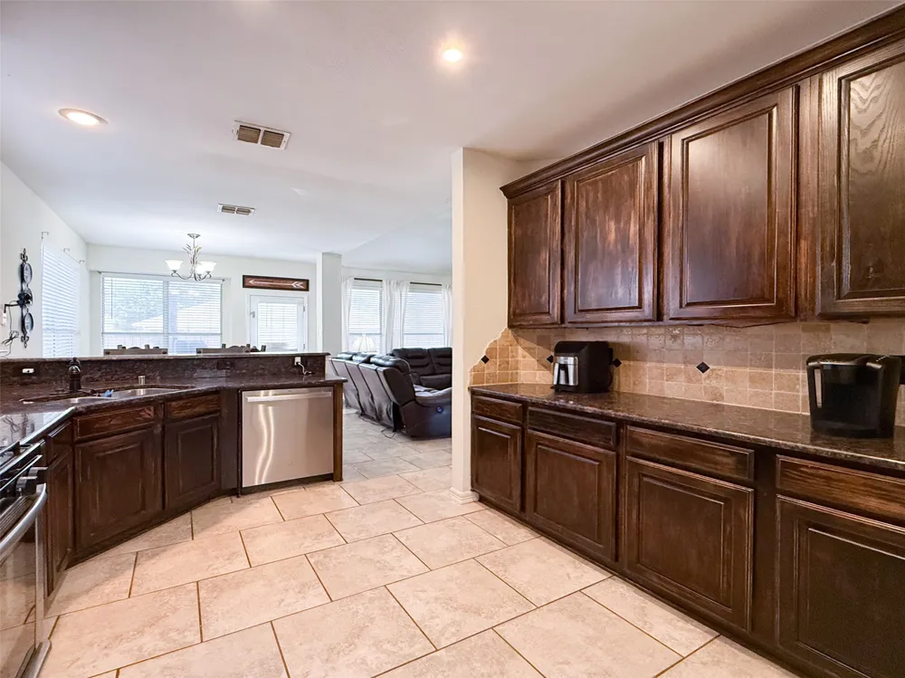 3103 Mason Avenue Corinth, TX 76210