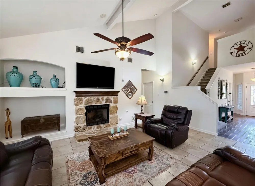 3103 Mason Avenue Corinth, TX 76210