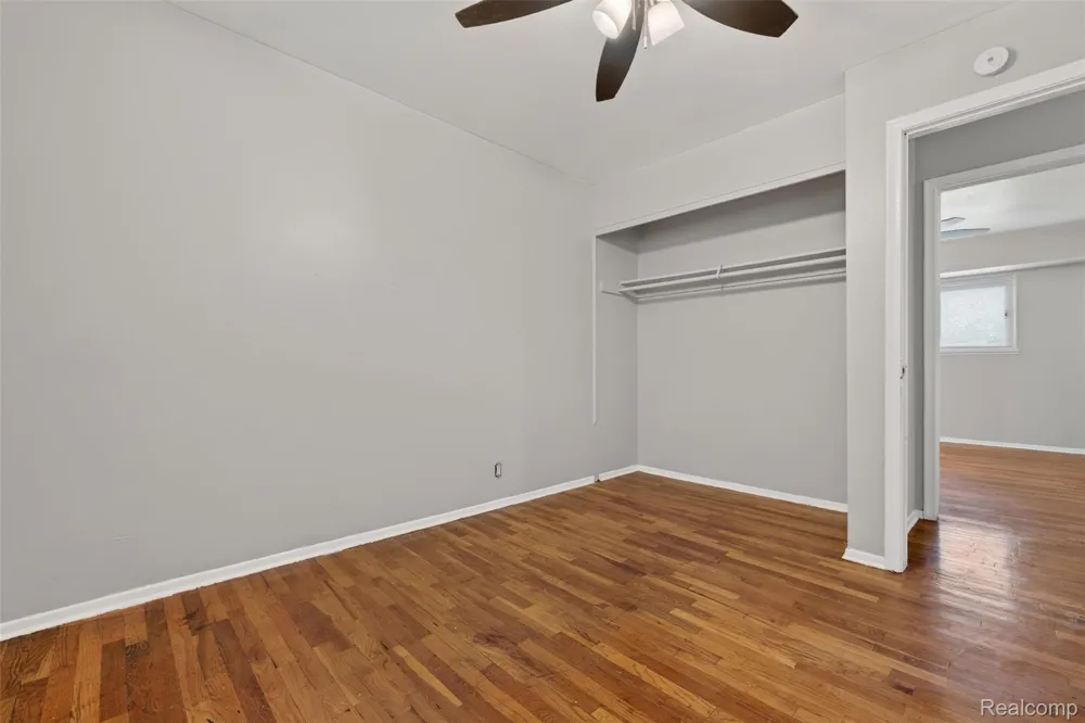 4509 Cheyenne Avenue Flint City, MI 48507