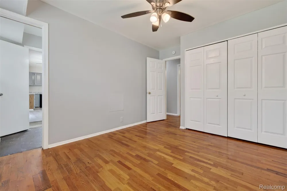 4509 Cheyenne Avenue Flint City, MI 48507