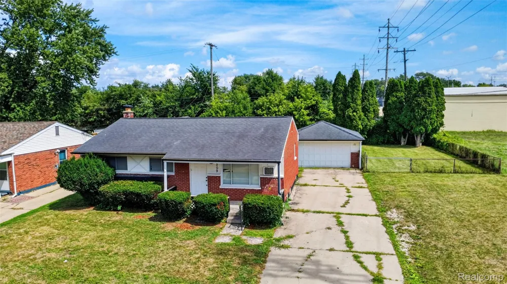 4509 Cheyenne Avenue Flint City, MI 48507