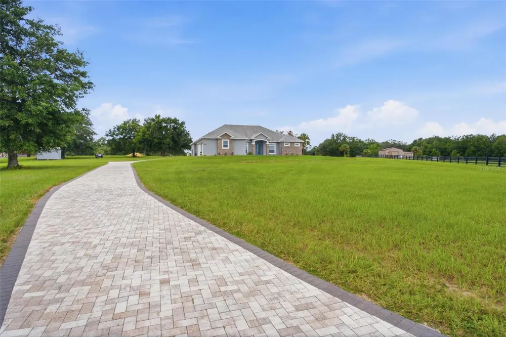 5489 NANTAHALA LANE Lady Lake, FL 32159