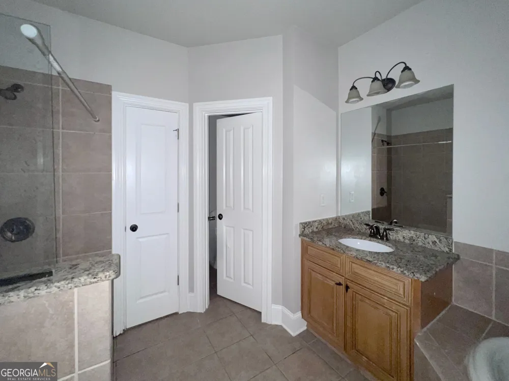 7945 Highland BLF Sandy Springs, GA 30328