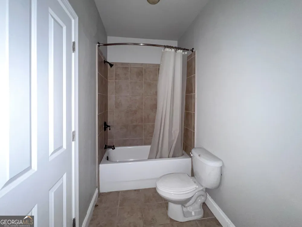 7945 Highland BLF Sandy Springs, GA 30328