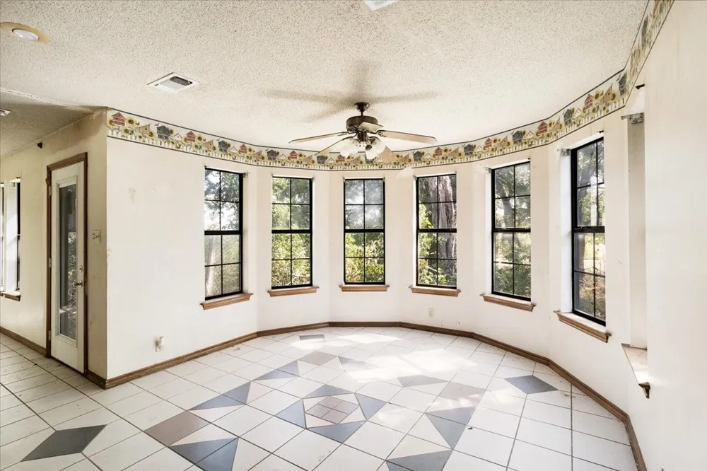 5292 Preston Road Denison, TX 75020