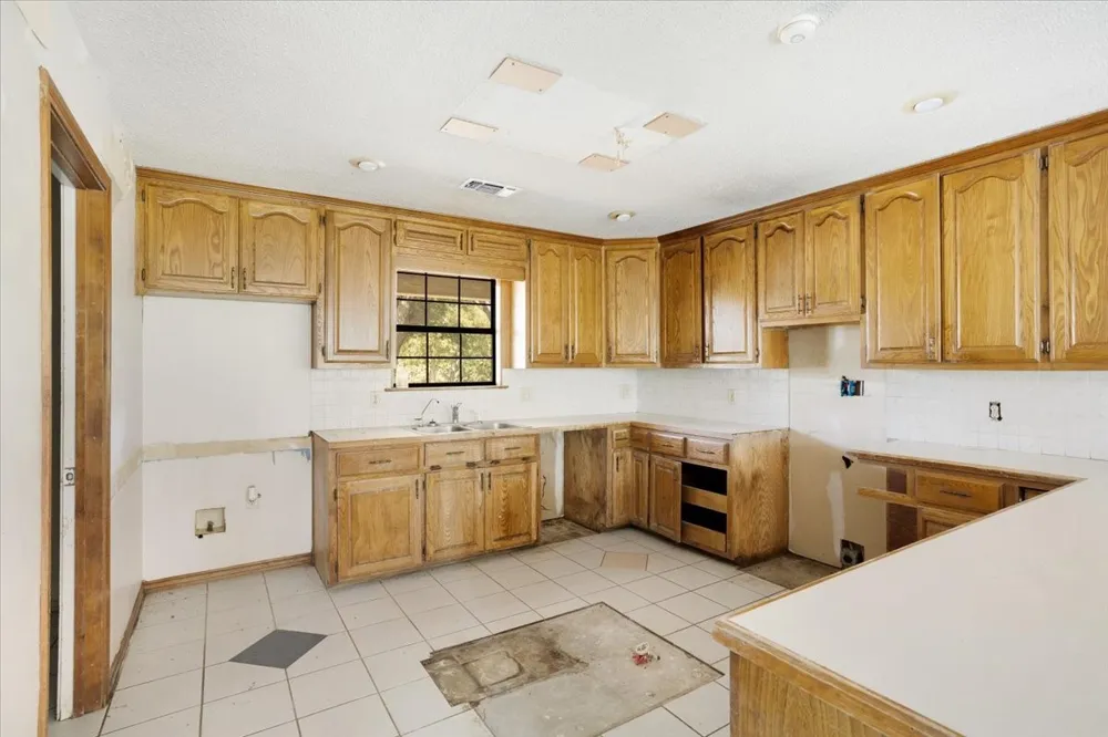 5292 Preston Road Denison, TX 75020