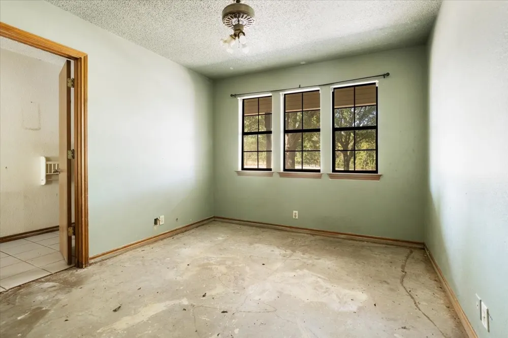 5292 Preston Road Denison, TX 75020