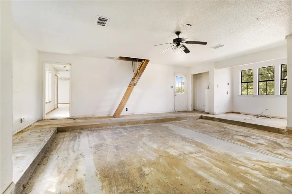 5292 Preston Road Denison, TX 75020