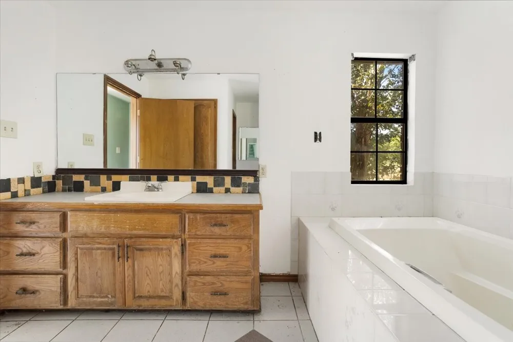 5292 Preston Road Denison, TX 75020