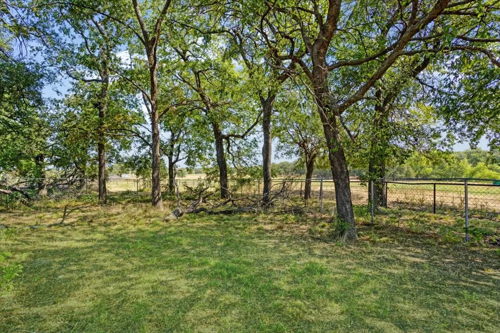5292 Preston Road Denison, TX 75020