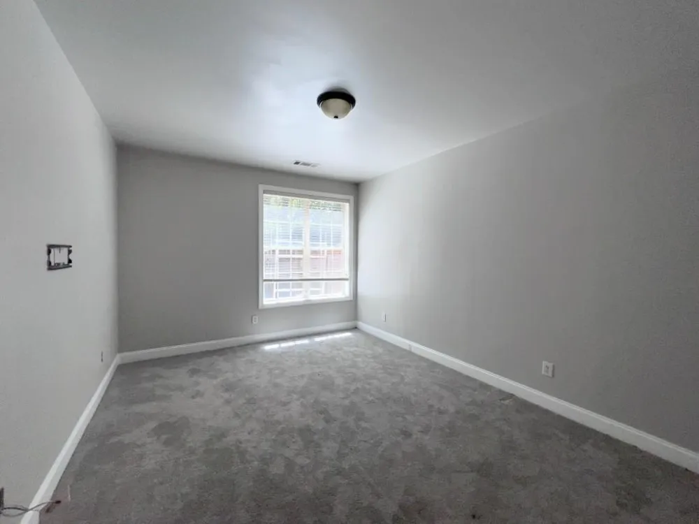 7945 Highland Bluff Sandy Springs, GA 30328