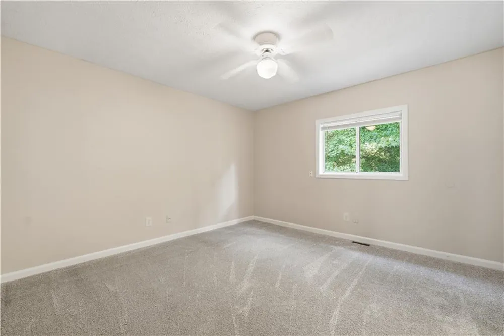 135 Davis Mill Court Lawrenceville, GA 30044