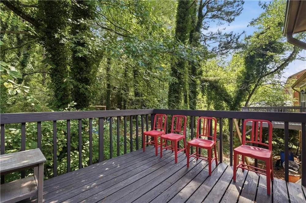 135 Davis Mill Court Lawrenceville, GA 30044