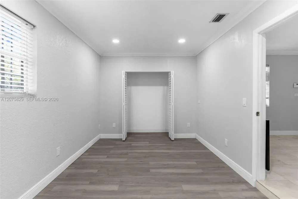 22205 SW 109th Ct ## Miami, FL 33170