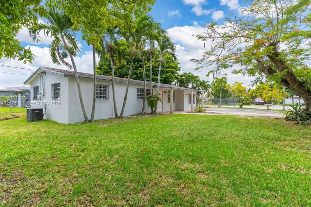 22205 SW 109th Ct ## Miami, FL 33170
