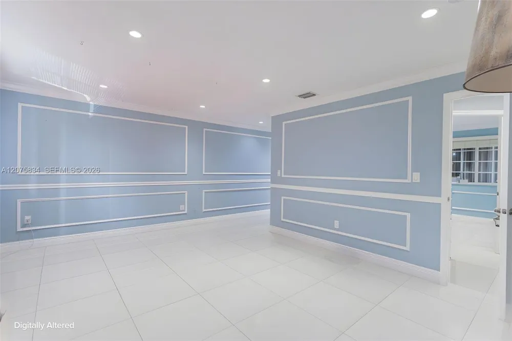 9425 NW 114th Ln #3 Hialeah Gardens, FL 33018