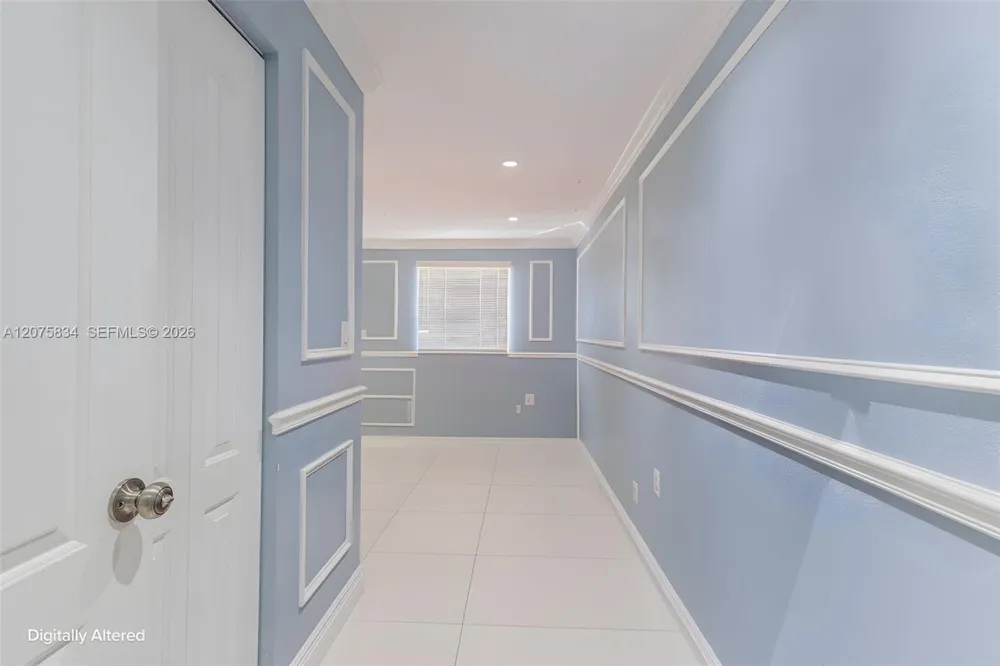 9425 NW 114th Ln #3 Hialeah Gardens, FL 33018