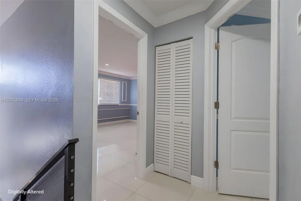 9425 NW 114th Ln #3 Hialeah Gardens, FL 33018