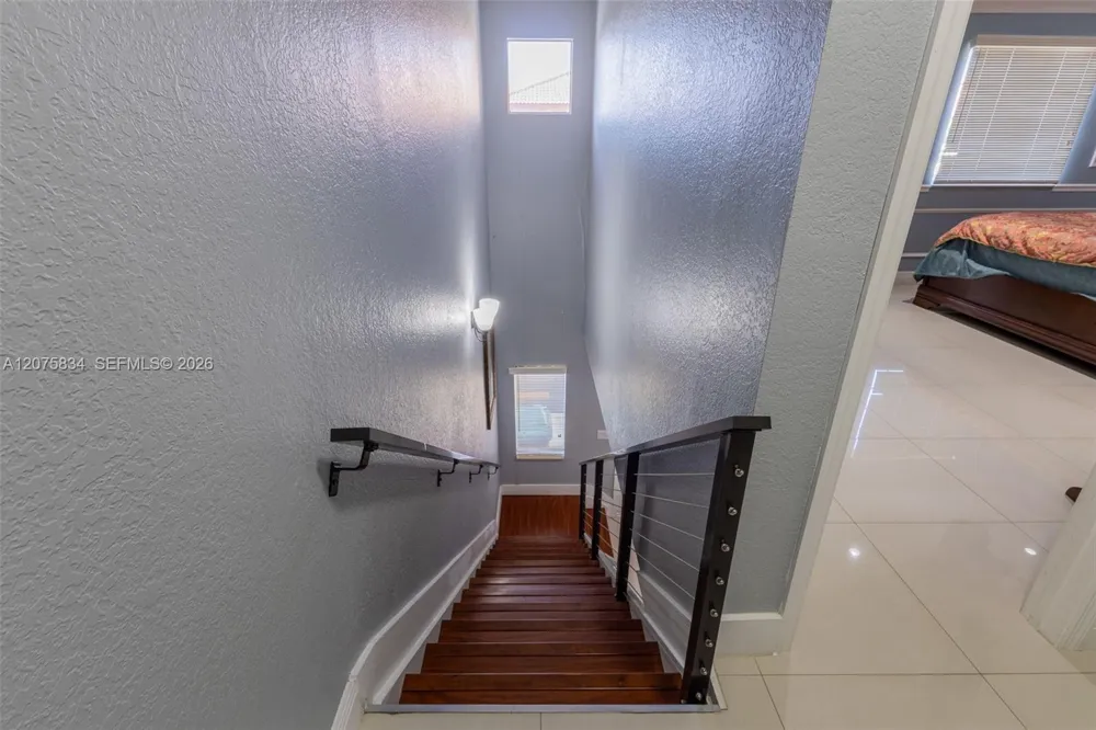 9425 NW 114th Ln #3 Hialeah Gardens, FL 33018