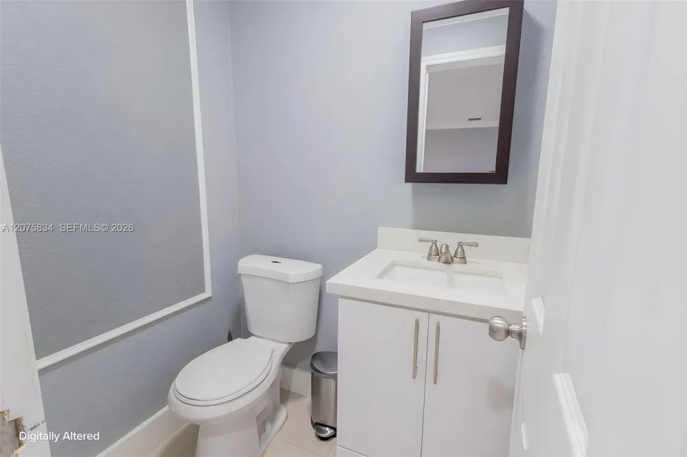 9425 NW 114th Ln #3 Hialeah Gardens, FL 33018