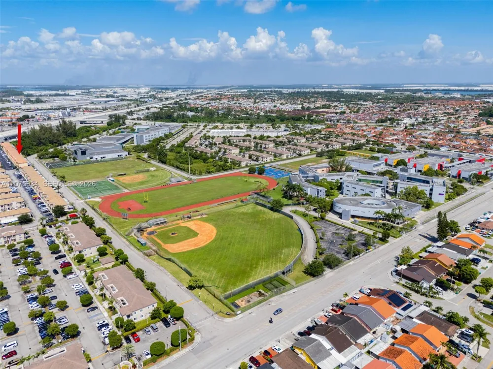 9425 NW 114th Ln #3 Hialeah Gardens, FL 33018