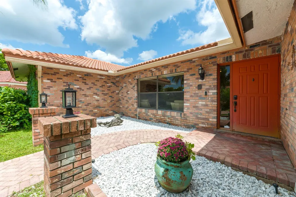 8501 NW 80 STREET Tamarac, FL 33321