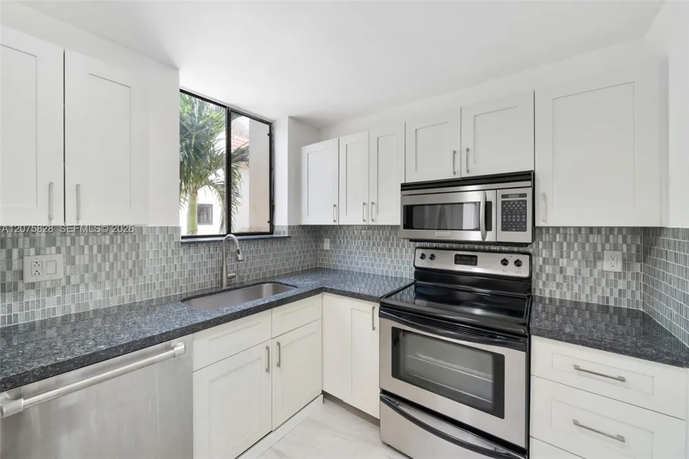 1401 NE 9th St #26 Fort Lauderdale, FL 33304