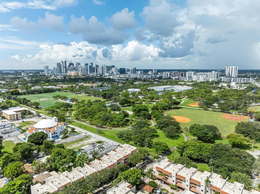 1401 NE 9th St #26 Fort Lauderdale, FL 33304