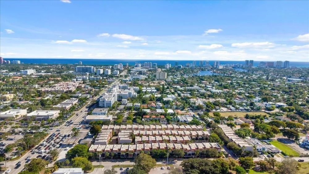 1401 NE 9th St #26 Fort Lauderdale, FL 33304
