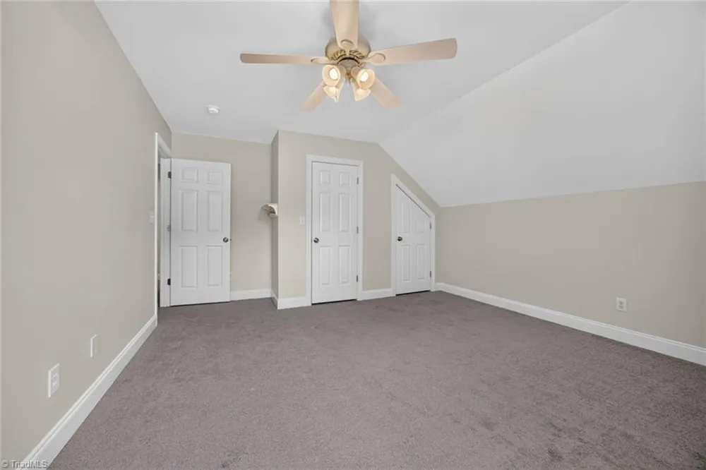 7275 Cortney Glen Lane Lewisville, NC 27023