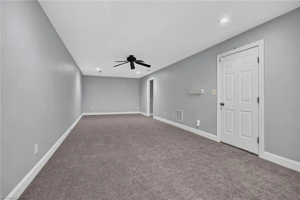 7275 Cortney Glen Lane Lewisville, NC 27023