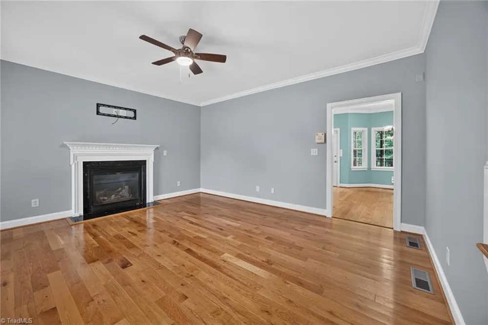 7275 Cortney Glen Lane Lewisville, NC 27023