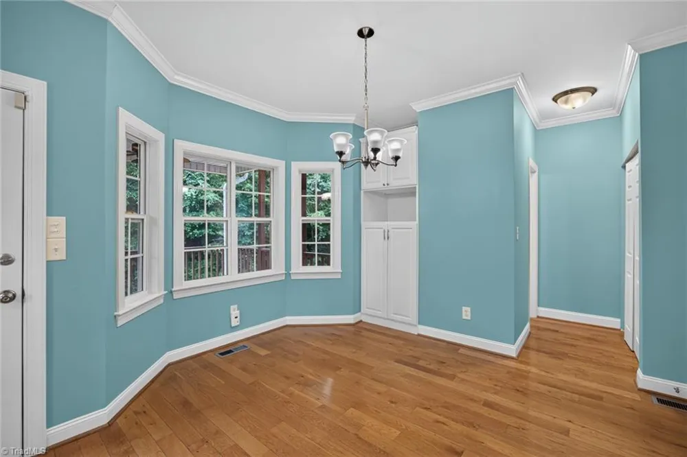 7275 Cortney Glen Lane Lewisville, NC 27023