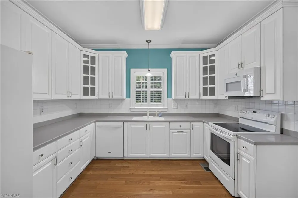 7275 Cortney Glen Lane Lewisville, NC 27023
