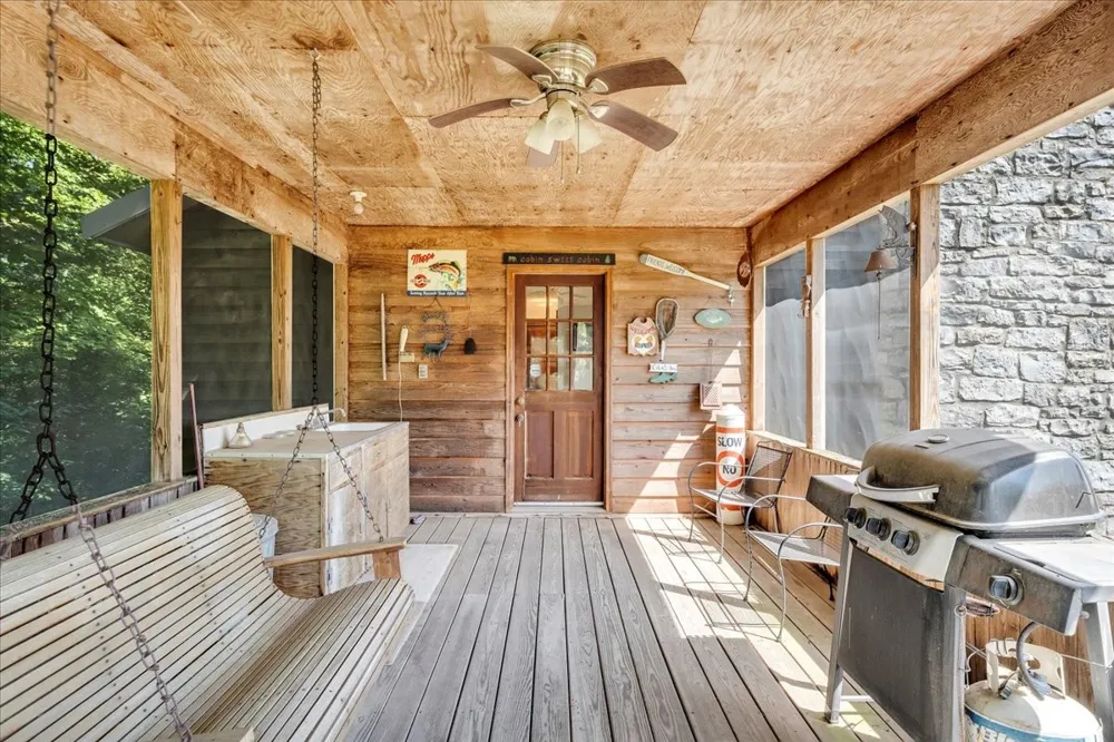 7383 Dale Ridge Rd Lancaster, TN 38569