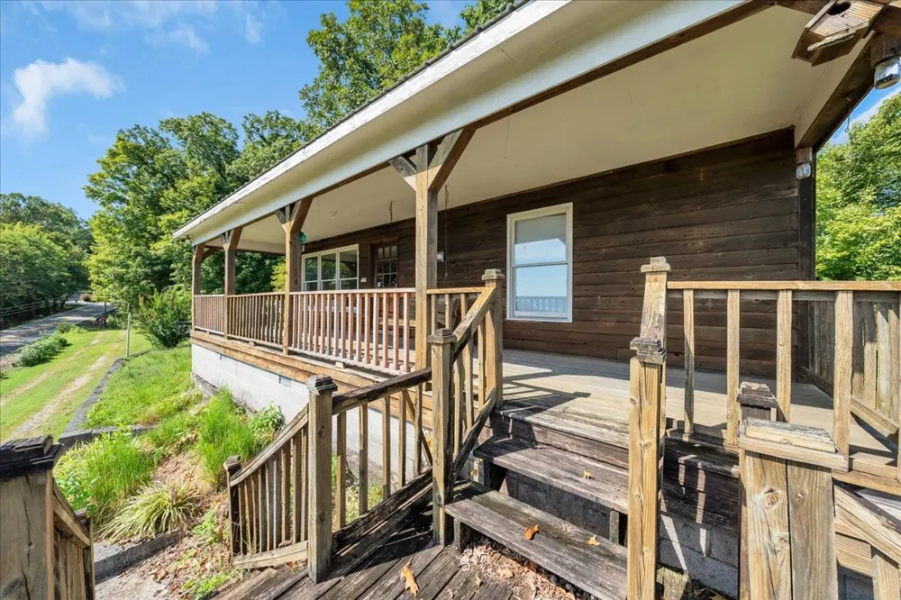7383 Dale Ridge Rd Lancaster, TN 38569