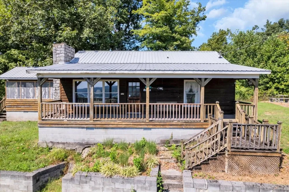7383 Dale Ridge Rd Lancaster, TN 38569