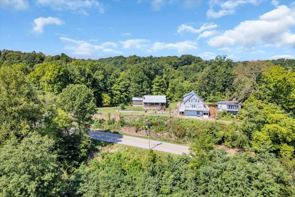 7383 Dale Ridge Rd Lancaster, TN 38569