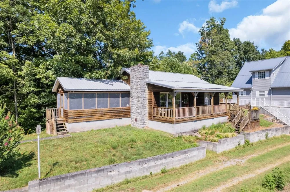 7383 Dale Ridge Rd Lancaster, TN 38569