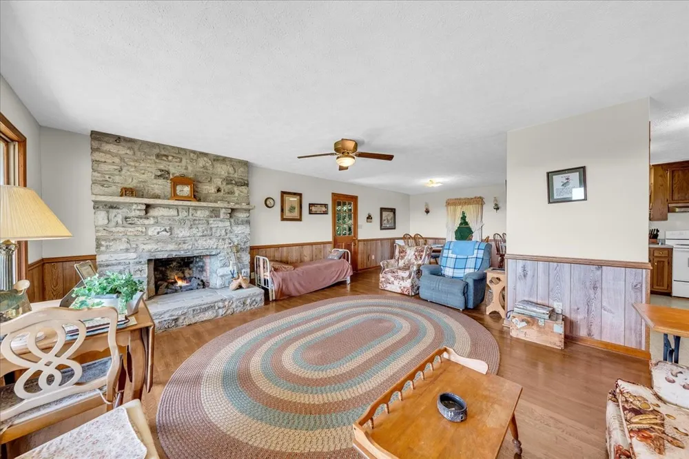 7383 Dale Ridge Rd Lancaster, TN 38569