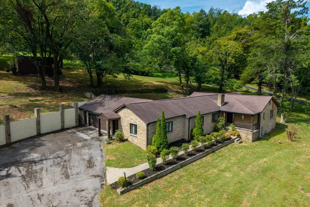6309 Murray Ln Brentwood, TN 37027