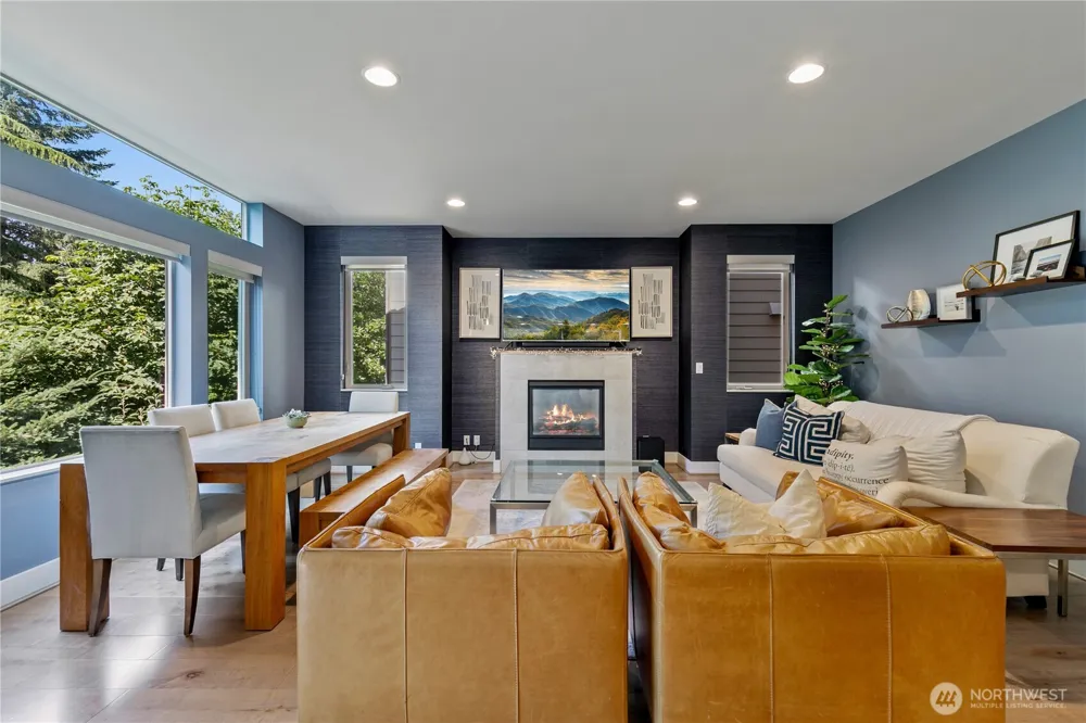 13521 SE 81st Place Newcastle, WA 98059